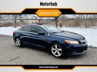 2013 Acura ILX 2.0L w/Tech 4dr Sedan w/Technology Package _Acura_ _ILX_ _Sedan_ - Image 2