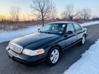 2011 Ford Crown Victoria LX 4dr Sedan _Ford_ _Crown Victoria_ _Sedan_ - Image 4