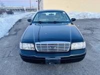 2011 Ford Crown Victoria LX 4dr Sedan _Ford_ _Crown Victoria_ _Sedan_ - Image 6