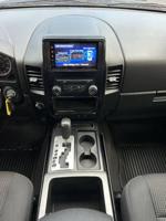 2014 Nissan Titan SV 4X4 Auburn - Image 8