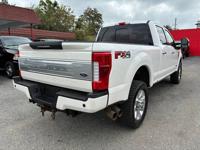 2018 Ford F350 Super Duty Platinum 6.7L Turbodiesel 4X4 - Mint 1 Owner Cassat Avenue - Image 6