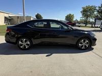 2021 Nissan Sentra SV - Image 9