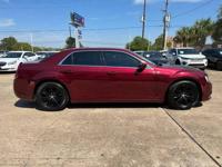 2018 Chrysler 300 Touring L 👍✓ in house financing -206-3054 👍☎ - Image 6