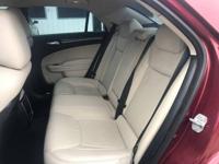 2018 Chrysler 300 Touring L 👍✓ in house financing -206-3054 👍☎ - Image 10