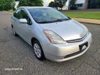 2007 Toyota Prius with CLEAN TITLE Feasterville-Trevose - Image 4