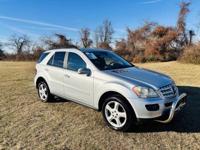 2008 Mercedes-Benz M Class ML 350 Edition 10 AWD 4MATIC 4dr SUV _Mercedes-Benz_ _M Class_ _Sedan_ - Image 4