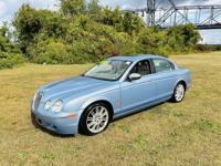 2008 Jaguar S-TYPE 3.0 4dr Sedan Luxury _Jaguar_ _S-TYPE_ _Sedan_ - Image 3