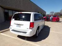DODGE GRAND CARAVAN SE MOBILITY HANDICAP WHEELCHAIR MANUAL RAMP VA Irving, TX - Image 8