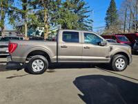 2022 Ford F-150 4x4 4WD F150 Truck Crew cab XL Super Crew Est. payment OAC† - Image 9