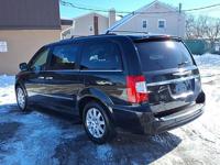 2012 Chrysler Town and Country Touring L 4dr Mini Van long island - Image 6