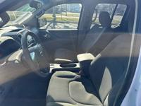2013 Nissan Frontier SL Crew Cab 4WD Camden, NJ - Image 6