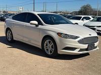2018 Ford Fusion SE 4dr Sedan - Image 4
