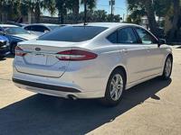 2018 Ford Fusion SE 4dr Sedan - Image 6