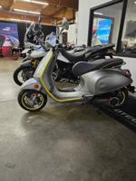 2021 Vespa Elettrica 45mph - EV ScooterNE Portland - Image 5