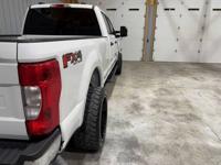 2021 Ford F250 XL Fx4 Crew Cab 4wd Longbed Back Up Camera Custom Wheels Mid TN - Image 9