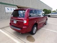 CHRYSLER TOWN & COUNTRY TOURING- L HANDICAPPED WHEELCHAIR PWR RAMP VAN Irving, TX - Image 8
