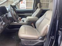 2020 Ford Expedition XLT 4x2 or the best offer Houston - Image 10