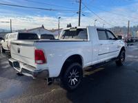 2014 RAM 2500 LARAMIE LIMITED CREW CAB 4X4 DIESEL!! EUGENE - Image 4
