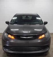 2017 Chrysler Pacifica LX Minivan 4D north chicagoland - Image 3