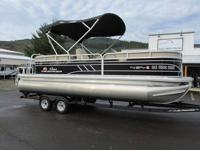 2021 Sun Tracker Party Barge 22DLX 150HP Low Hour Pontoon Springfield, OR