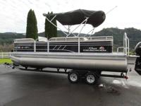 2021 Sun Tracker Party Barge 22DLX 150HP Low Hour Pontoon Springfield, OR - Image 6