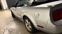 2009 ford mustang convertible Jacksonville - Image 8