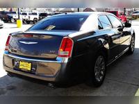 2014 Chrysler 300 Base 4dr Sedan - Image 9