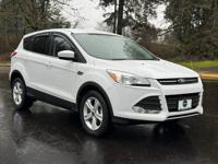 2016 Ford Escape SE / ONLY 87k Miles / Serviced / Backup Camera / B multnomah county - Image 8
