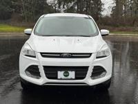 2016 Ford Escape SE / ONLY 87k Miles / Serviced / Backup Camera / B multnomah county - Image 9