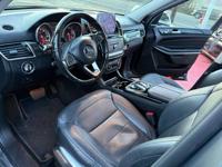 2018 Mercedes Benz GL 550/v8 3rd row LEATHER LOADED MPG // CLEAN CARFAX // CLEAN TITLE - Image 10