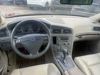 2003 Volvo S60 4dr Sdn 2.5L Turbo AWD pennsauken - Image 4