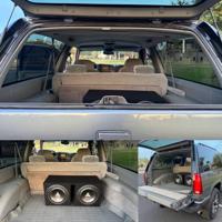 1998 Chevy Tahoe 4x4 – 2 Door west valley - Image 7