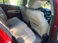 2011 Chevrolet Cruze - Image 4