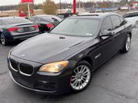 2011 BMW 740i M-SPORT PACKAGE / LOADED MODEL / WARRANTY *** LOOK *** FEASTERVILLE - Image 3