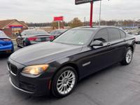 2011 BMW 740i M-SPORT PACKAGE / LOADED MODEL / WARRANTY *** LOOK *** FEASTERVILLE - Image 5