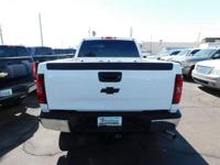 2011 Chevrolet Silverado 2500HD 4WD Ext Cab 144.2" LT Get Financed Now! - Image 6