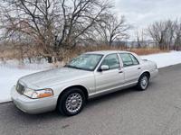 2004 Mercury Grand Marquis GS 4dr Sedan _Mercury_ _Grand Marquis_ _Sedan_ - Image 4