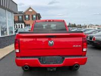 2014 RAM 1500 EXPRESS 4X4 HEMI V8 / 20 INCH WHEELS ** HEMI *** FEASTERVILLE - Image 7