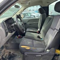 2012 Chevy Silverado 1500 V6, auto, 2wd, runs good, trans problem. Olney, Philly - Image 4