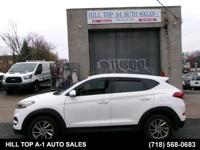 2017 Hyundai Tucson SE SUV Floral Park - Image 3