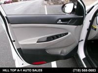 2017 Hyundai Tucson SE SUV Floral Park - Image 10