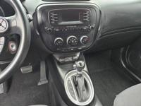 2016 Kia Soul Base 4dr Crossover 6A + Best Auto - Image 9