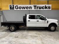 2019 Ford F350 DRW Flatbed XL Crew Cab 4wd Mid TN - Image 4