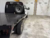 2019 Ford F350 DRW Flatbed XL Crew Cab 4wd Mid TN - Image 9