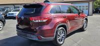 2017 Toyota Highlander XLE V6 FWD (Natl) NW Broad St Murfreesboro, TN 37129 - Image 8