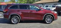 2017 Toyota Highlander XLE V6 FWD (Natl) NW Broad St Murfreesboro, TN 37129 - Image 9