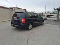 2015 CHRYSLER TOWN AND COUNTRY TOURING VAN Steger, Illinois - Image 5