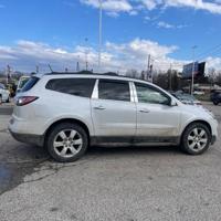 2017 Chevrolet Traverse AWD 4dr LT w/1LT Merrillville, IN - Image 8