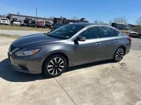 2018 Nissan Altima SL-40K, Heated Leather Seats, Alloy Wheels