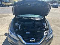 2018 Nissan Altima SL-40K, Heated Leather Seats, Alloy Wheels - Image 9